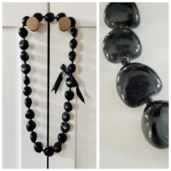 Hawaiian Style Black Kukui Nut Lei Necklace - Picture 1 of 13